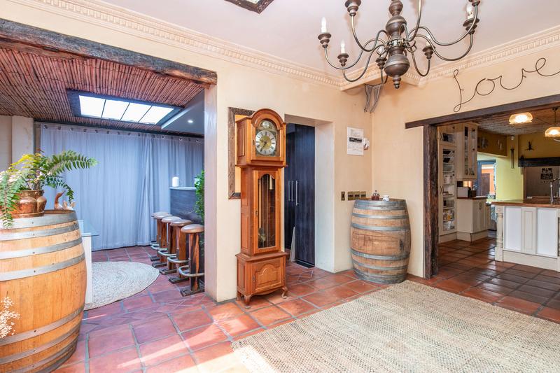 6 Bedroom Property for Sale in Plumstead Western Cape